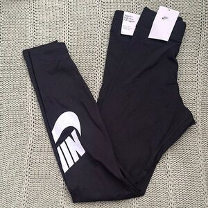 NWT Nike Women’s Black Leggings